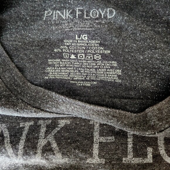 C23 Pink Floyd The Dark Side of the Moon now over 50 yrs old - Picture 3 of 3